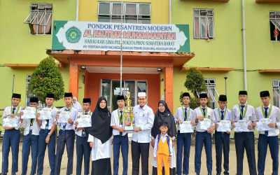 Santri MTs PPM Al Kautsar Muhammadiyah Harau Raih Juara 2 Futsal tingkat Provinsi Sumatera Barat di AFESTA 4